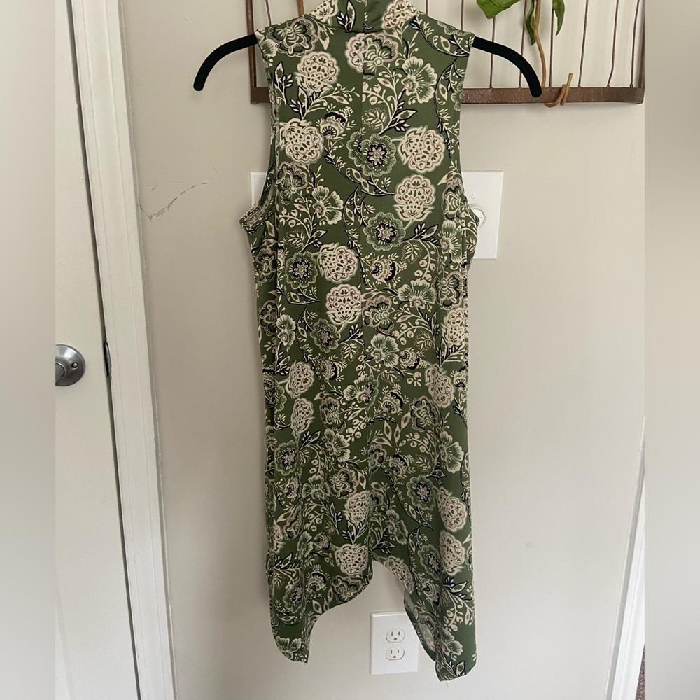 Light weight green floral sleeveless dress